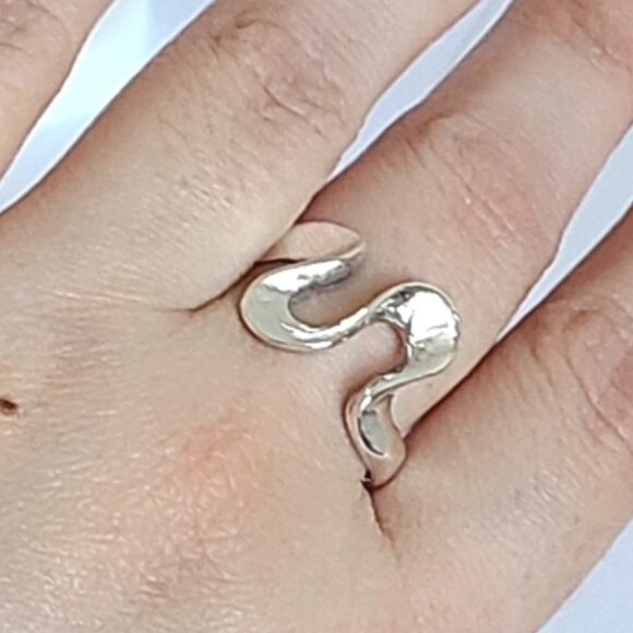 Vintage Abstract Wavy Modern Sterling Silver Statement Ring 8 - Picture 1 of 8